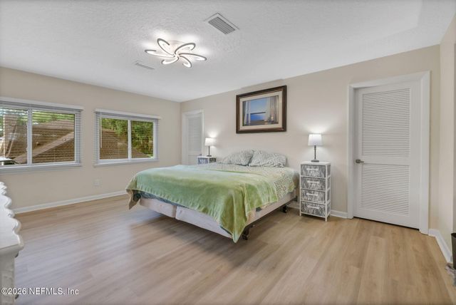 5362 OAK BAY Drive N, Jacksonville, FL 32277