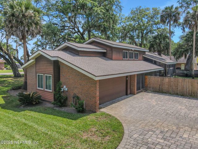 5362 OAK BAY Drive N, Jacksonville, FL 32277