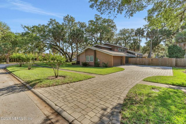 5362 OAK BAY Drive N, Jacksonville, FL 32277