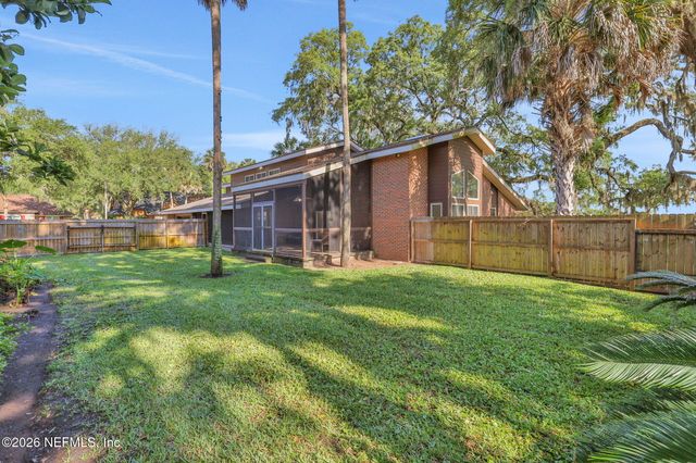 5362 OAK BAY Drive N, Jacksonville, FL 32277
