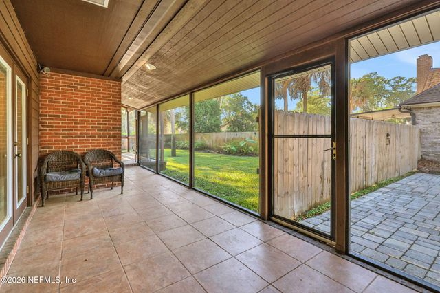 5362 OAK BAY Drive N, Jacksonville, FL 32277