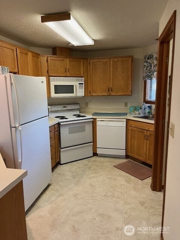 807 SE Sentry Drive, College Place, WA 99324