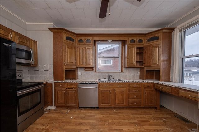 913 Hill St, Belle Vernon, PA 15012