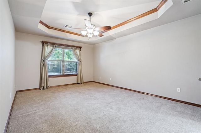 2120 HACKBERRY CREEK Avenue, Yukon, OK 73099