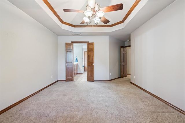 2120 HACKBERRY CREEK Avenue, Yukon, OK 73099