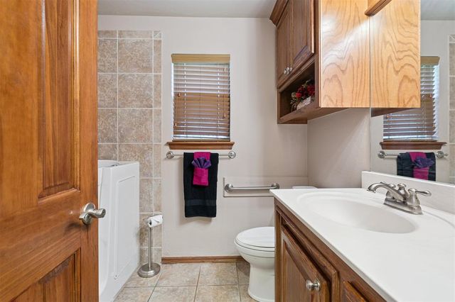 2120 HACKBERRY CREEK Avenue, Yukon, OK 73099