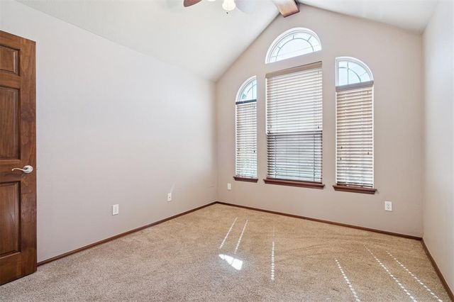 2120 HACKBERRY CREEK Avenue, Yukon, OK 73099