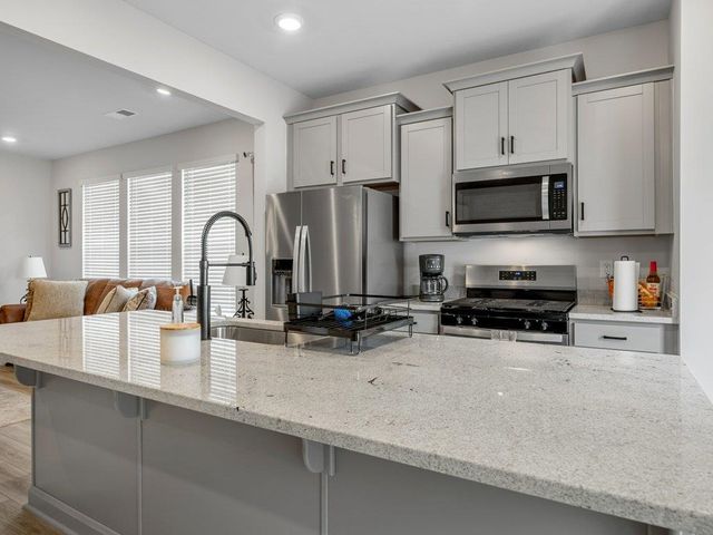 1215 Cherry Orchard, Moore, SC 29369