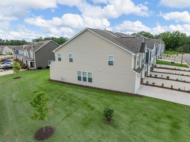 1215 Cherry Orchard, Moore, SC 29369