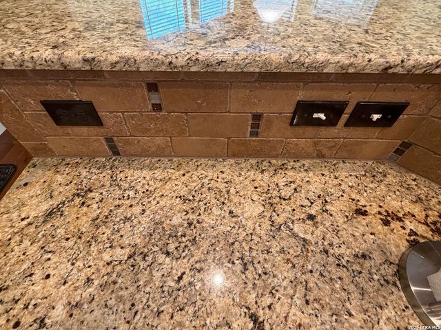 1303 Osnats, San Antonio, TX 78258