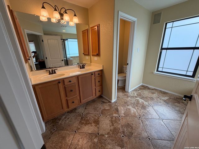 1303 Osnats, San Antonio, TX 78258