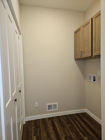 4401 Scottys Drive, Janesville, WI 53546