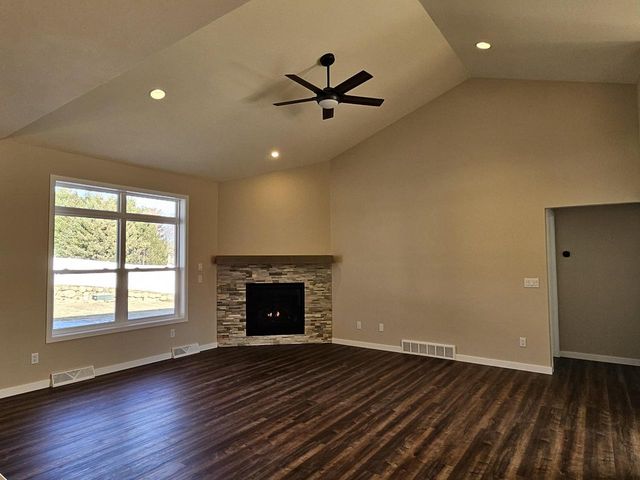 4401 Scottys Drive, Janesville, WI 53546