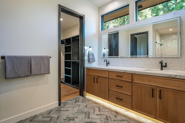 9090 Horned Lark Court, Truckee, CA 96161