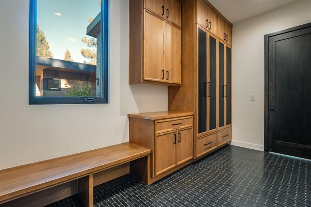 9090 Horned Lark Court, Truckee, CA 96161