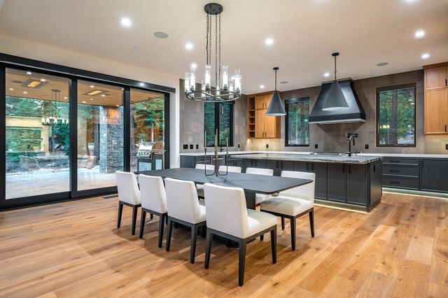 9090 Horned Lark Court, Truckee, CA 96161