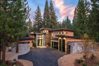 9090 Horned Lark Court, Truckee, CA 96161