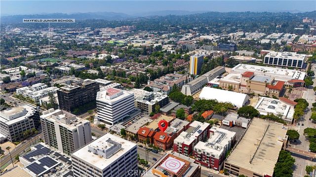 139 S Los Robles 104, Pasadena, CA 91101