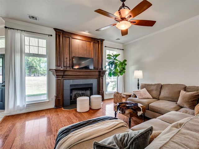 5901 E McMillin Drive, Tuttle, OK 73089