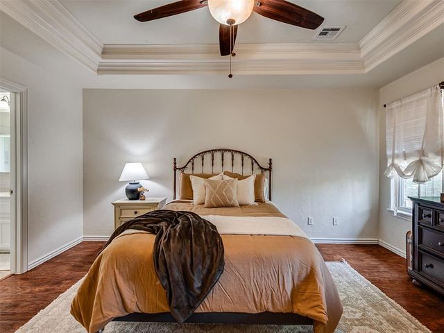 5901 E McMillin Drive, Tuttle, OK 73089