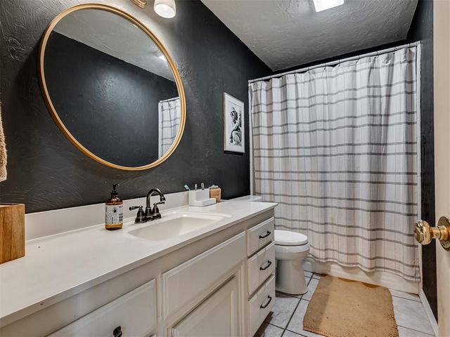 5901 E McMillin Drive, Tuttle, OK 73089