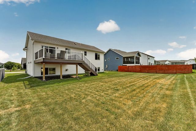 1768 Brandt Drive NE, Byron, MN 55920