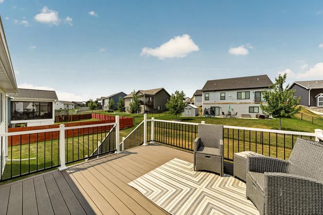 1768 Brandt Drive NE, Byron, MN 55920