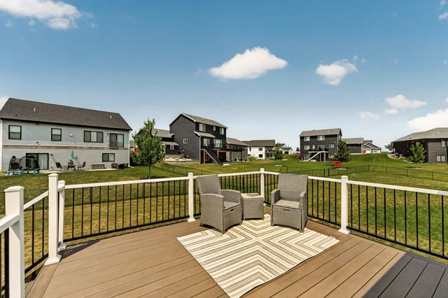 1768 Brandt Drive NE, Byron, MN 55920