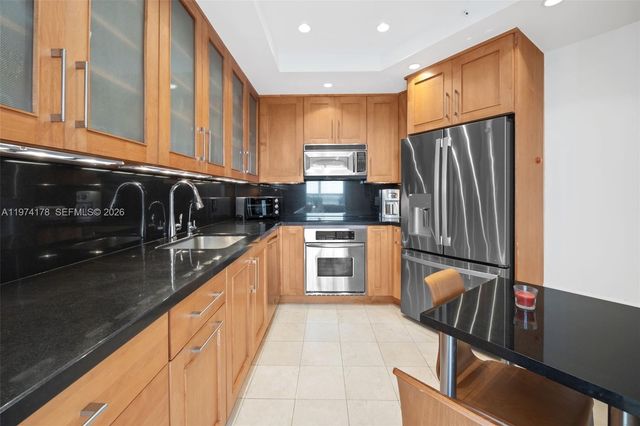 4925 Collins Ave 8G, Miami Beach, FL 33140