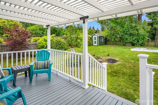 8816 16th Avenue SW, Seattle, WA 98106