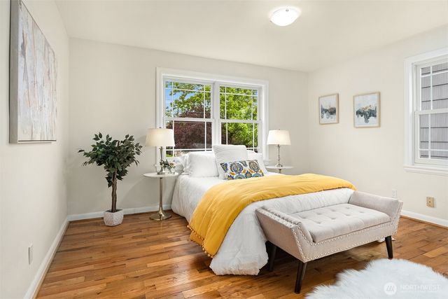 8816 16th Avenue SW, Seattle, WA 98106
