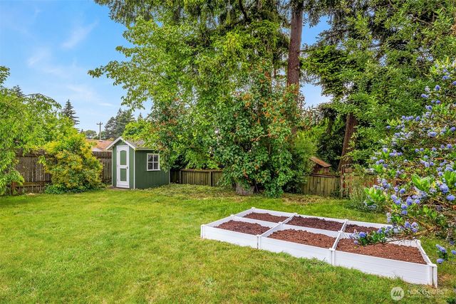 8816 16th Avenue SW, Seattle, WA 98106