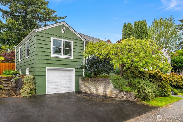 8816 16th Avenue SW, Seattle, WA 98106