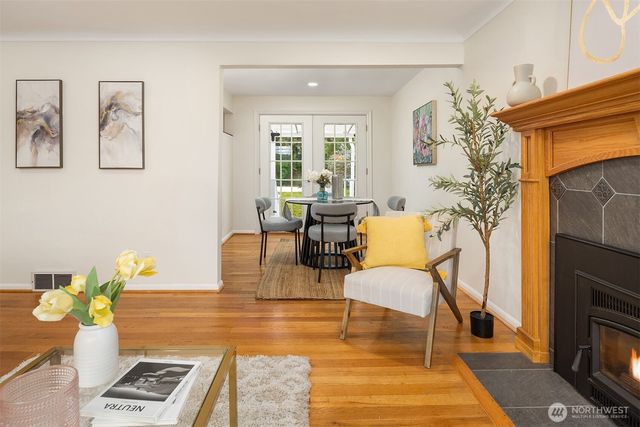 8816 16th Avenue SW, Seattle, WA 98106