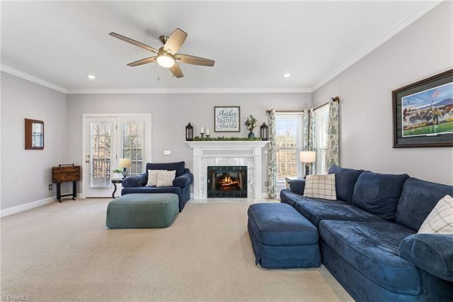 100 Mcknights Trace, Clemmons, NC 27012