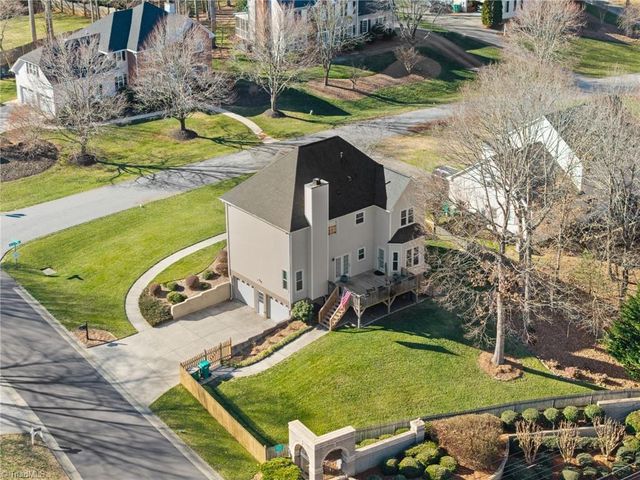 100 Mcknights Trace, Clemmons, NC 27012