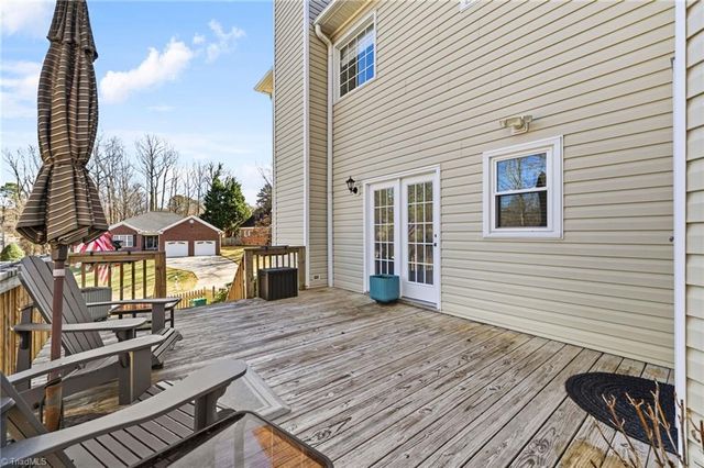 100 Mcknights Trace, Clemmons, NC 27012