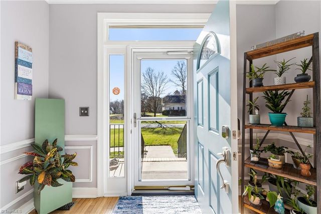 100 Mcknights Trace, Clemmons, NC 27012