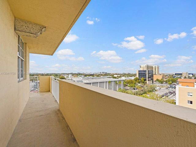 215 SW 42nd Avenue 810, Miami, FL 33134