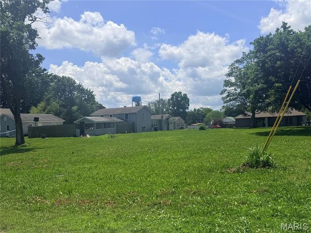 600 S School Street, Desloge, MO 63601