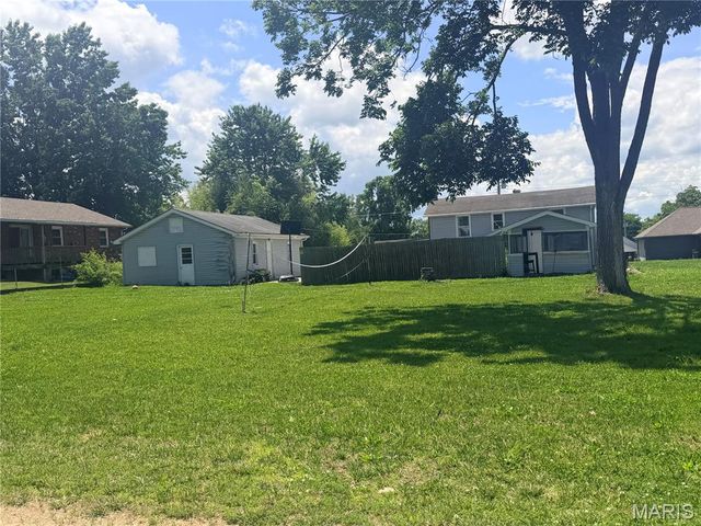 600 S School Street, Desloge, MO 63601