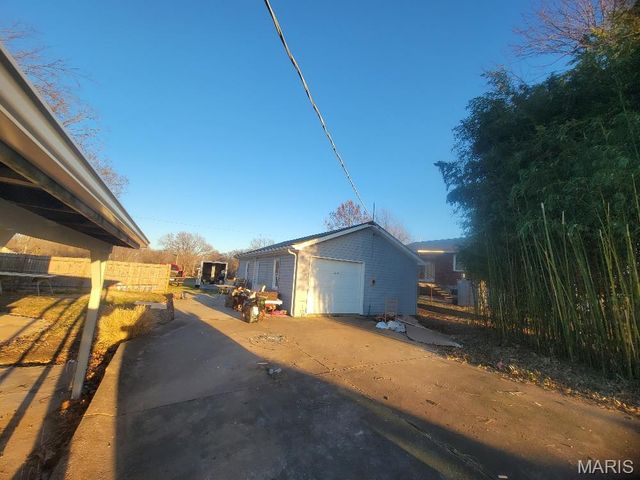 600 S School Street, Desloge, MO 63601