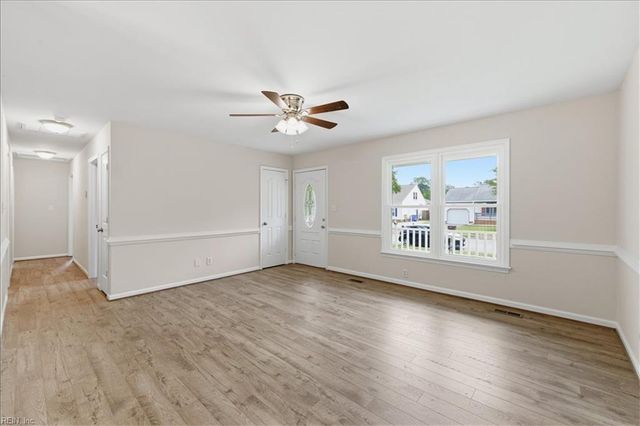 3436 Bernies CT S, Chesapeake, VA 23321