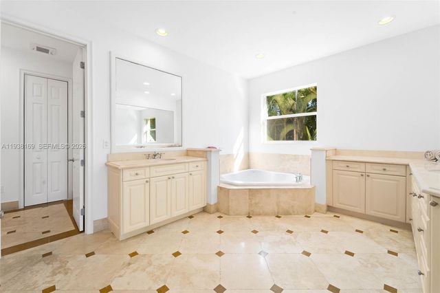 1490 Cleveland Road, Miami Beach, FL 33141