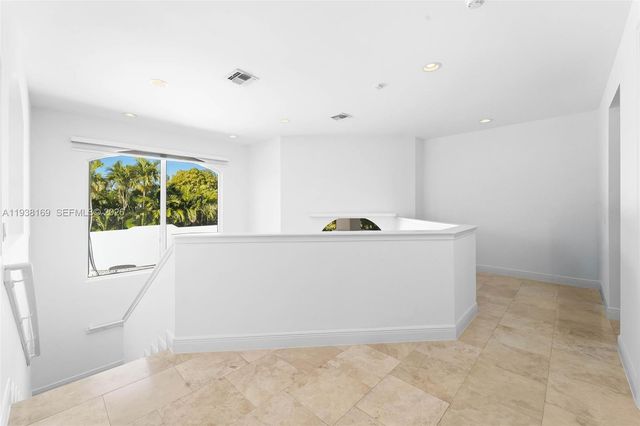 1490 Cleveland Road, Miami Beach, FL 33141
