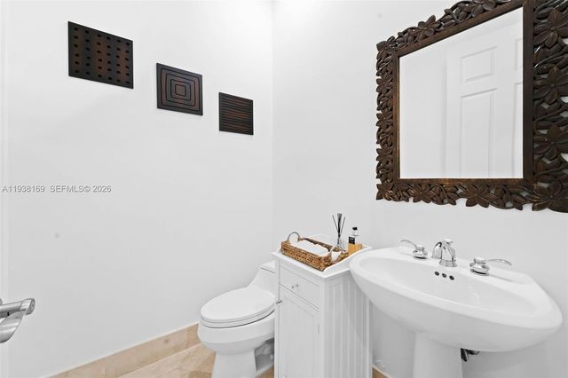1490 Cleveland Road, Miami Beach, FL 33141