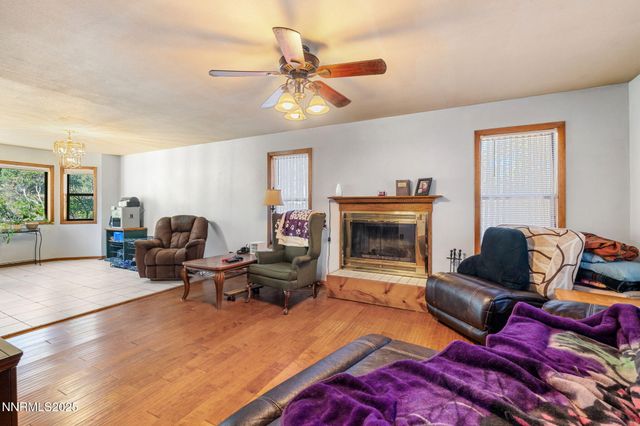 21615 Dortort Drive, Reno, NV 89521