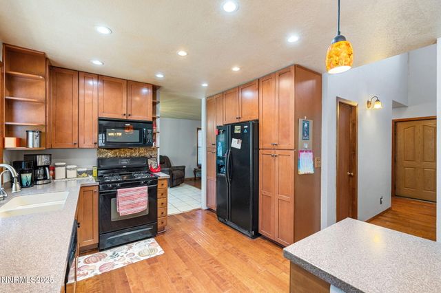 21615 Dortort Drive, Reno, NV 89521