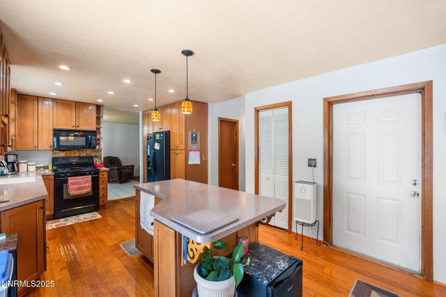 21615 Dortort Drive, Reno, NV 89521