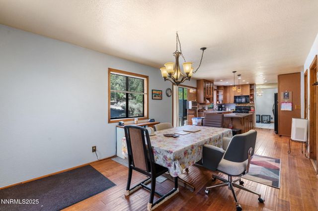 21615 Dortort Drive, Reno, NV 89521